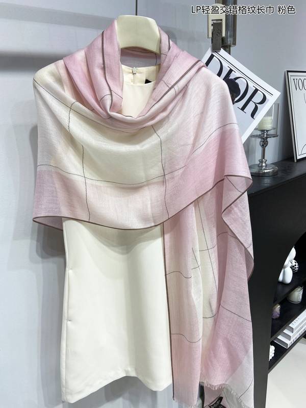 Loro Piana Scarf LPC00051 Loro Piana Scarf LPC00051